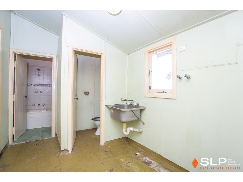 7 Harwood Street, Hilton WA 6163