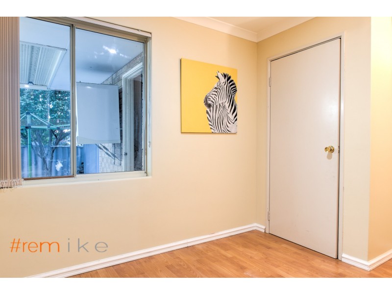 10 Bradbury Place, Alexander Heights WA 6064