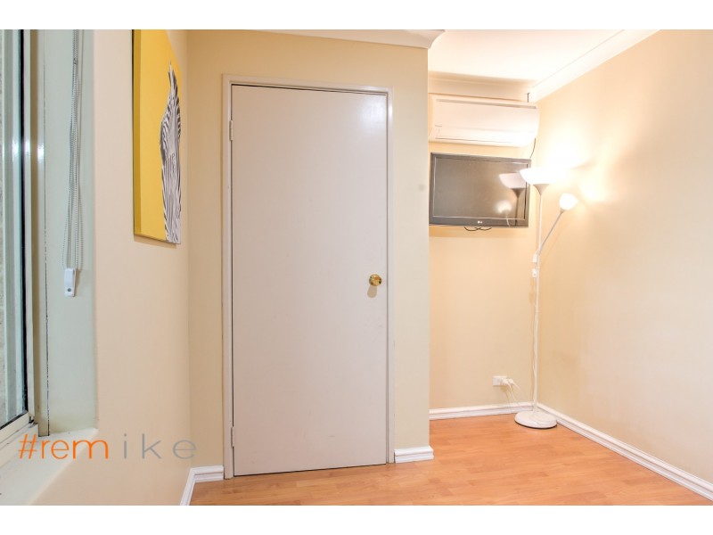 10 Bradbury Place, Alexander Heights WA 6064