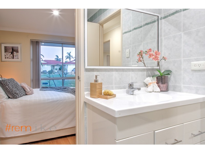 10 Bradbury Place, Alexander Heights WA 6064