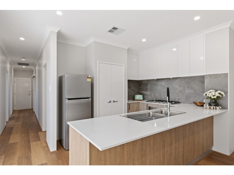 42 Weld Road, Swan View WA 6056