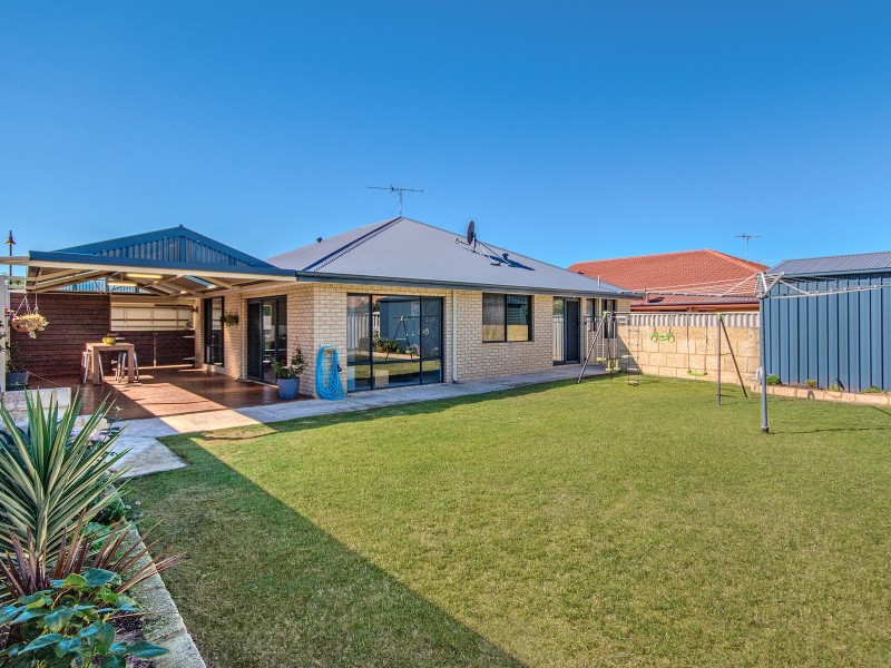 10 Maroubra Parade, Secret Harbour WA 6173