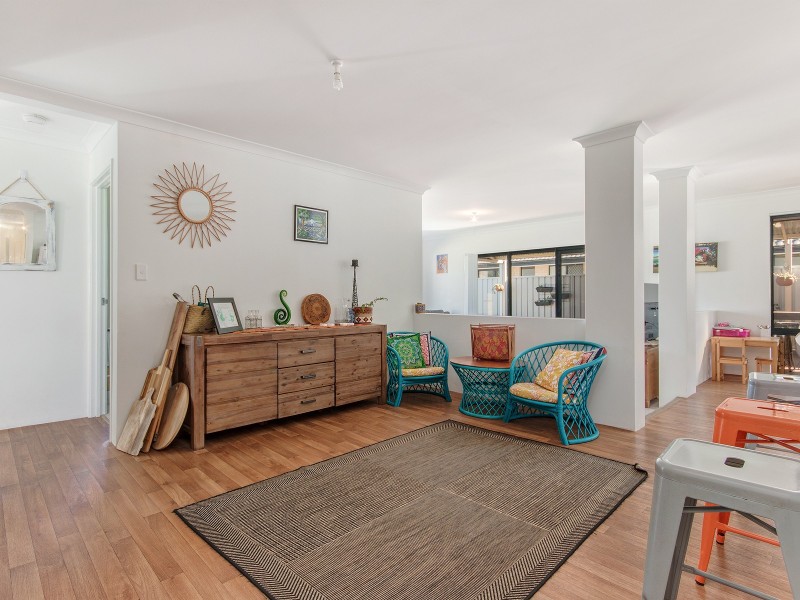 10 Maroubra Parade, Secret Harbour WA 6173