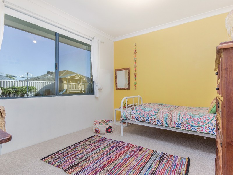 10 Maroubra Parade, Secret Harbour WA 6173