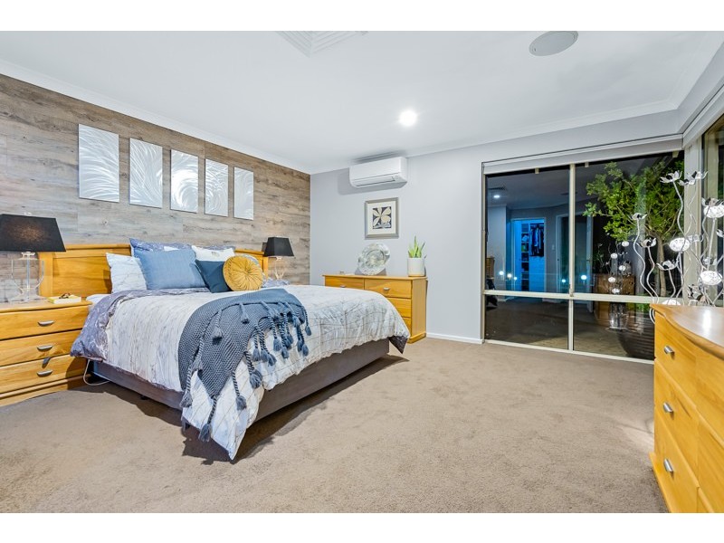 23 Lakelands Drive, Gnangara WA 6077