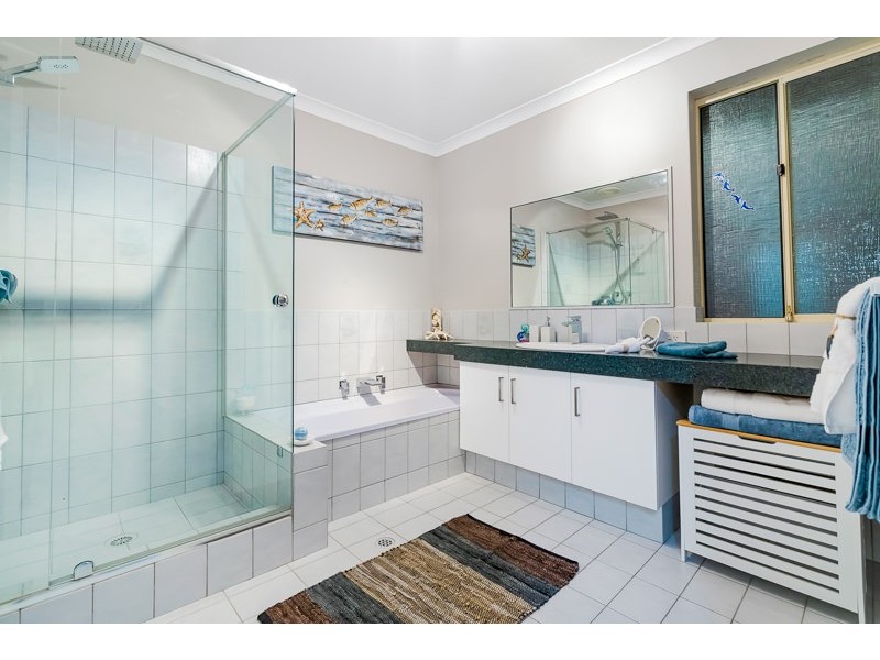 23 Lakelands Drive, Gnangara WA 6077