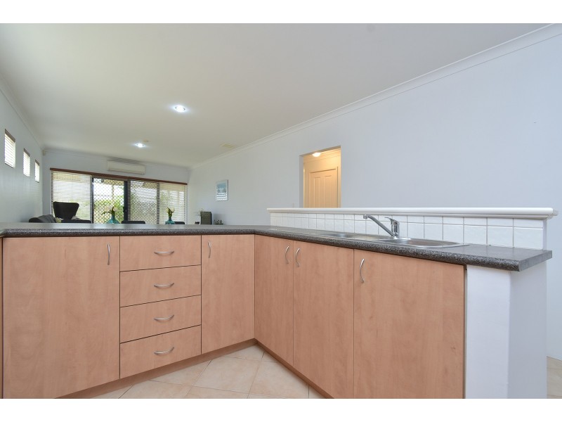 31 Brooklyn Avenue, Pearsall WA 6065