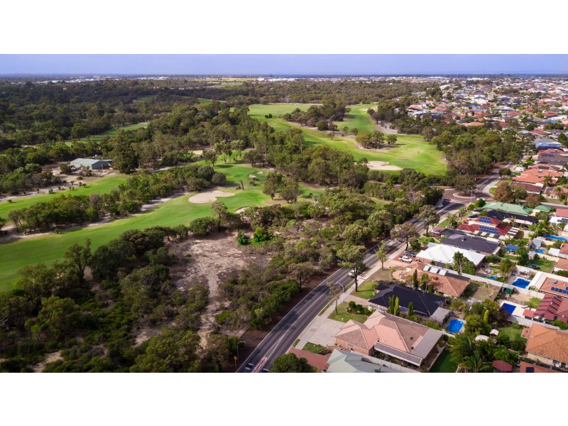 40 Golf Links Drive, Carramar WA 6031