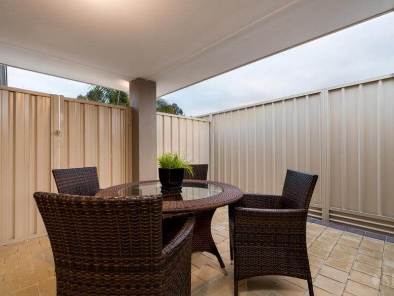 20A Benelli Place, Alexander Heights WA 6064