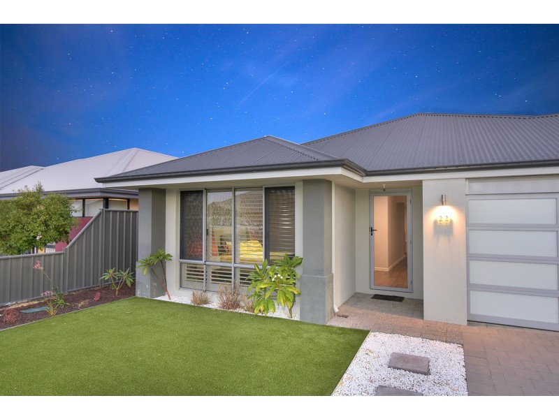 22 Mayali Bend, Banksia Grove WA 6031