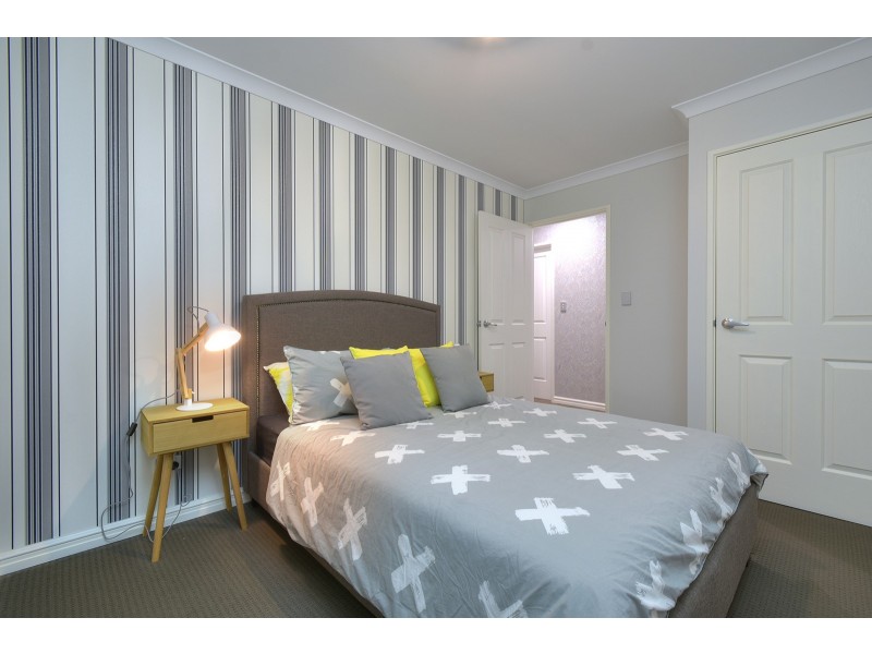 22 Mayali Bend, Banksia Grove WA 6031