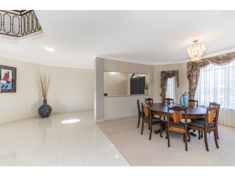9 Jarvis Place, Leeming WA 6149