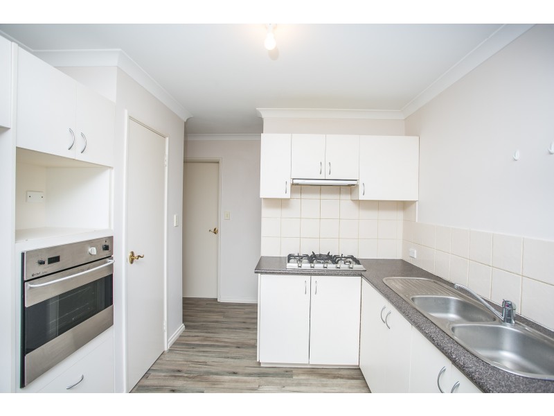 4/2 Carcoola Court, Nollamara WA 6061