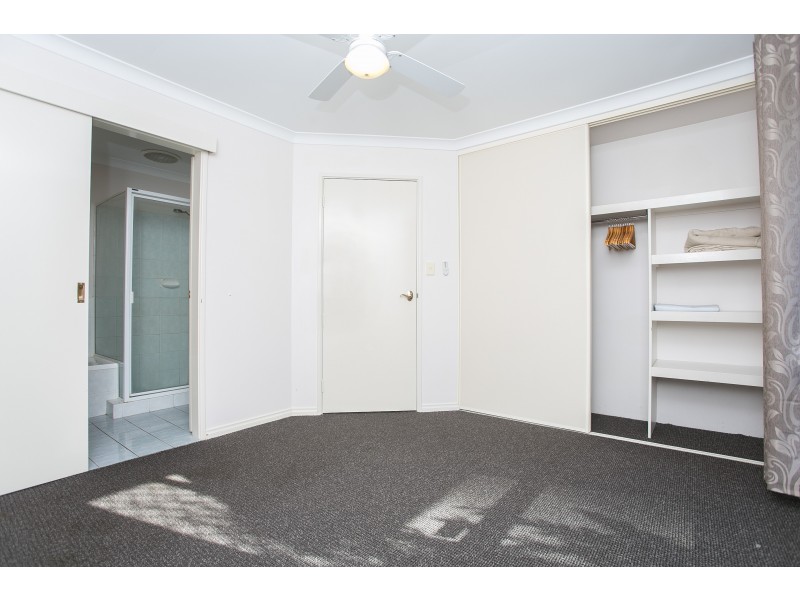 4/2 Carcoola Court, Nollamara WA 6061