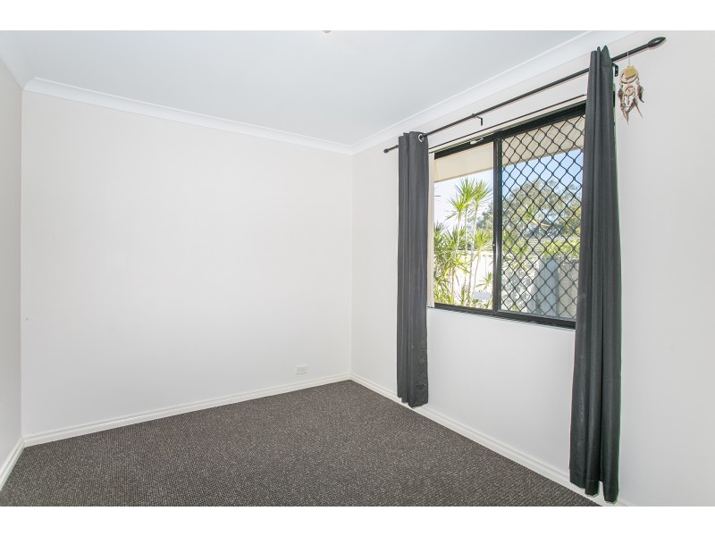 4/2 Carcoola Court, Nollamara WA 6061