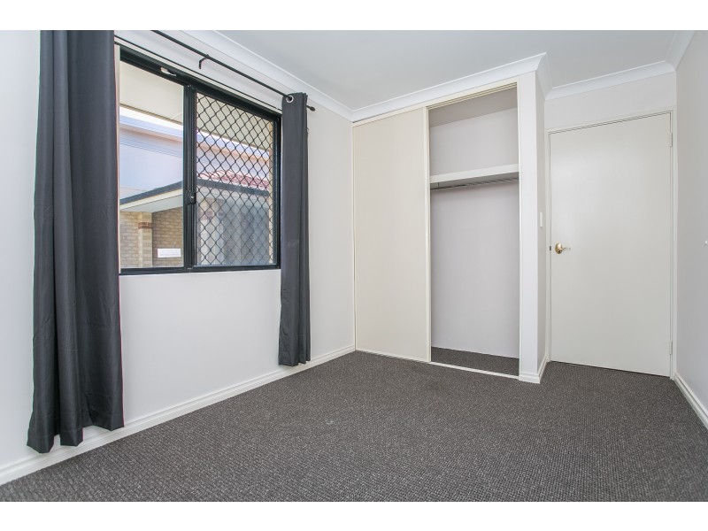 4/2 Carcoola Court, Nollamara WA 6061