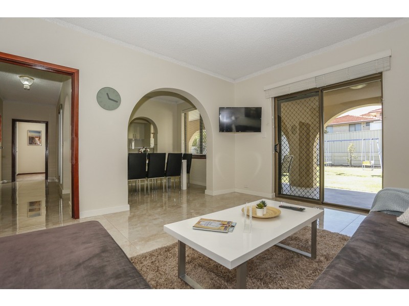 56 Jardine Street, Stirling WA 6021