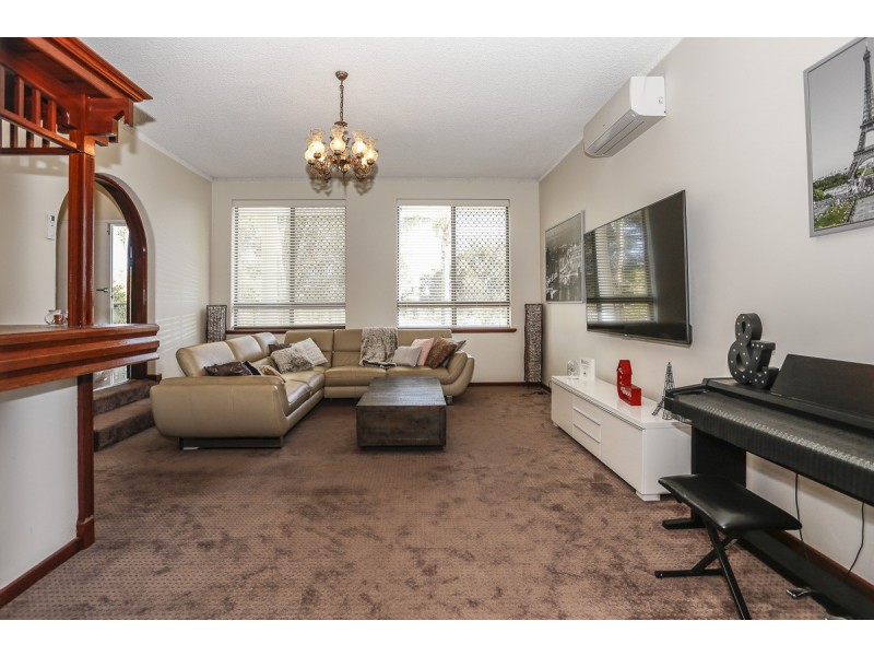 56 Jardine Street, Stirling WA 6021