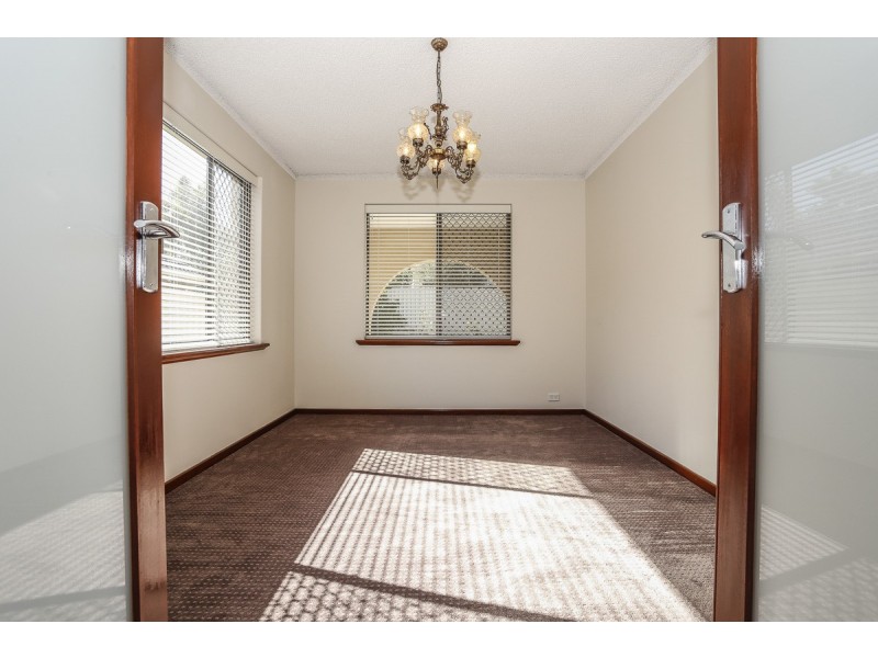 56 Jardine Street, Stirling WA 6021