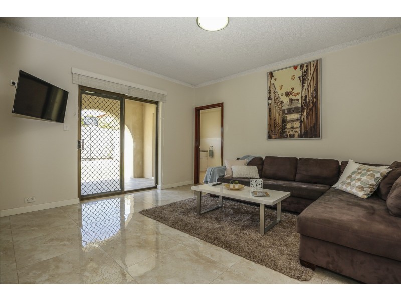 56 Jardine Street, Stirling WA 6021