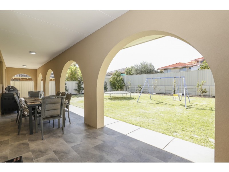 56 Jardine Street, Stirling WA 6021