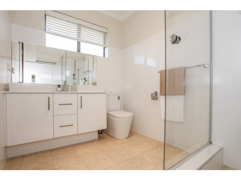 56 Jardine Street, Stirling WA 6021