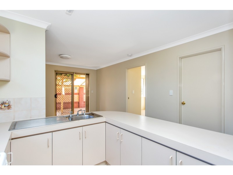 12/7 Chessell Drive, Duncraig WA 6023