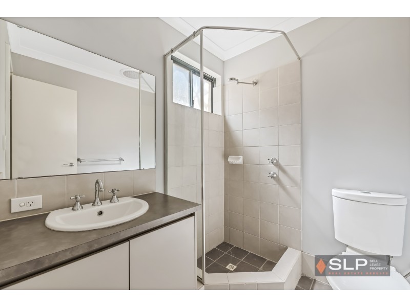 16B Pintabona Drive, Sinagra WA 6065