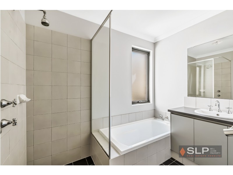 16B Pintabona Drive, Sinagra WA 6065