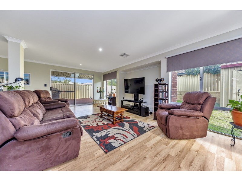 10 Kambany Approach, Dalyellup WA 6230