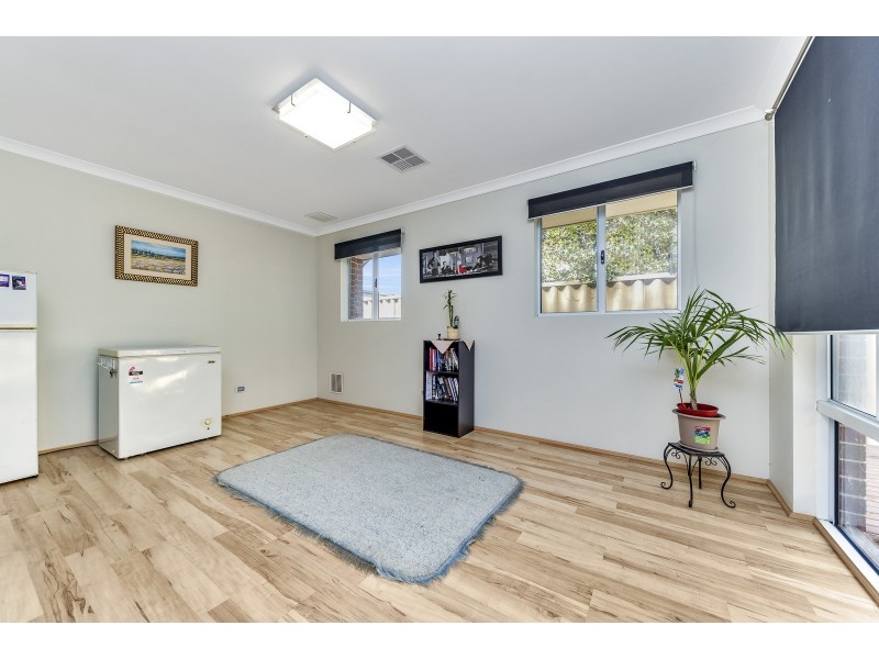 10 Kambany Approach, Dalyellup WA 6230