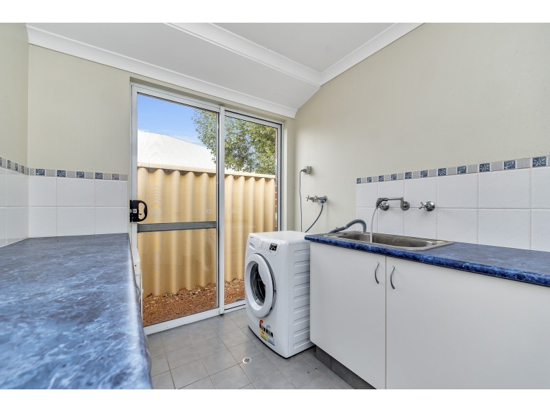 10 Kambany Approach, Dalyellup WA 6230