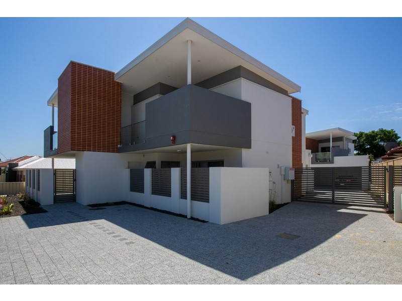 2/404 Flinders Street, Nollamara WA 6061