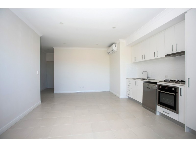 2/404 Flinders Street, Nollamara WA 6061