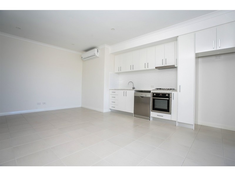 2/404 Flinders Street, Nollamara WA 6061