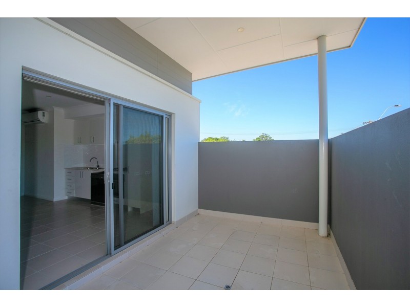 2/404 Flinders Street, Nollamara WA 6061