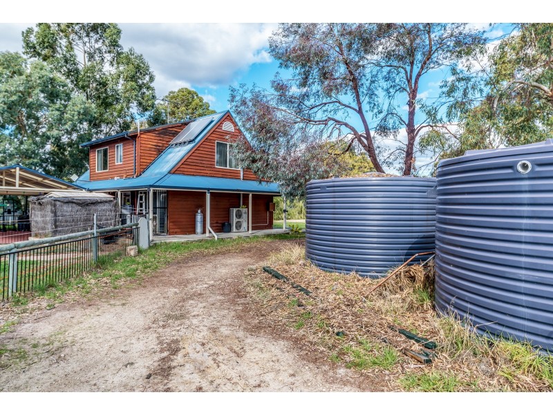 60 Tranquil Retreat, Barragup WA 6209