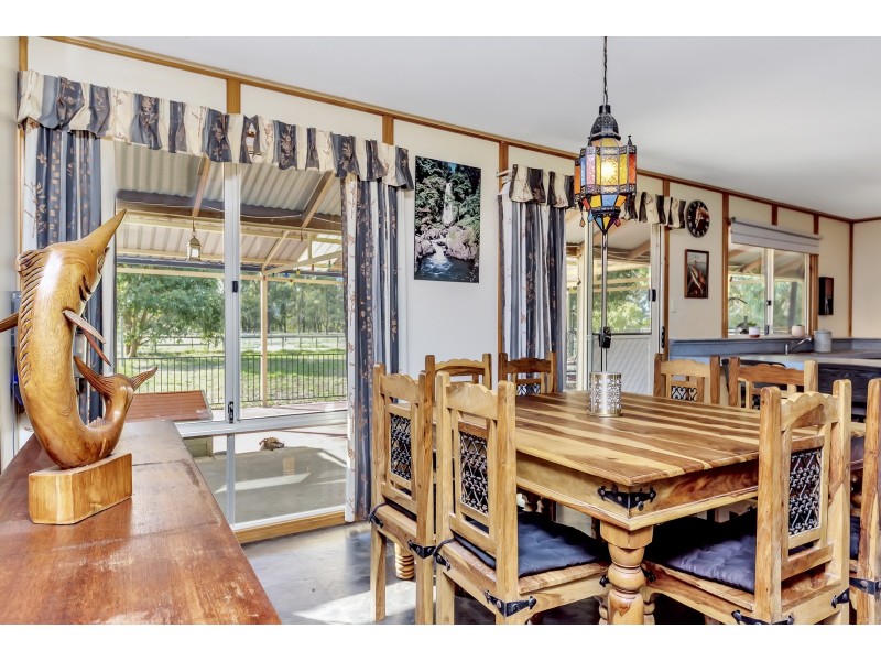 60 Tranquil Retreat, Barragup WA 6209
