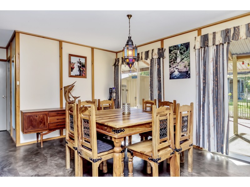 60 Tranquil Retreat, Barragup WA 6209