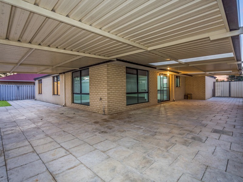 41 Kurrajong Boulevard, Banksia Grove WA 6031