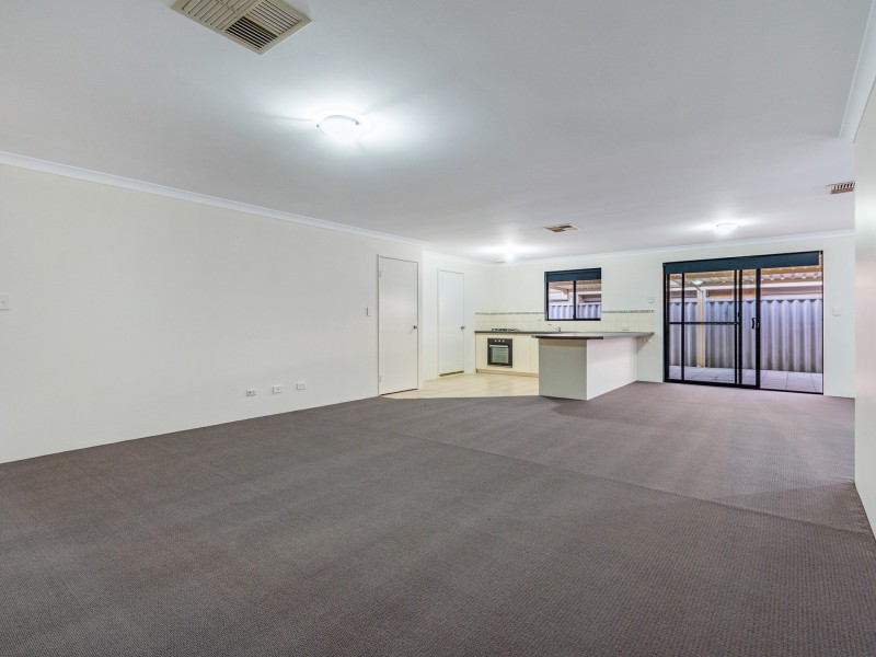 41 Kurrajong Boulevard, Banksia Grove WA 6031