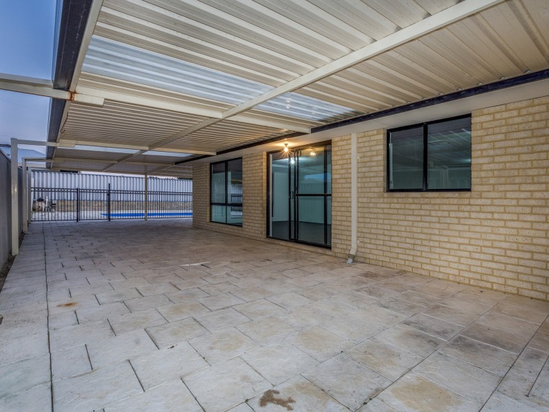 41 Kurrajong Boulevard, Banksia Grove WA 6031