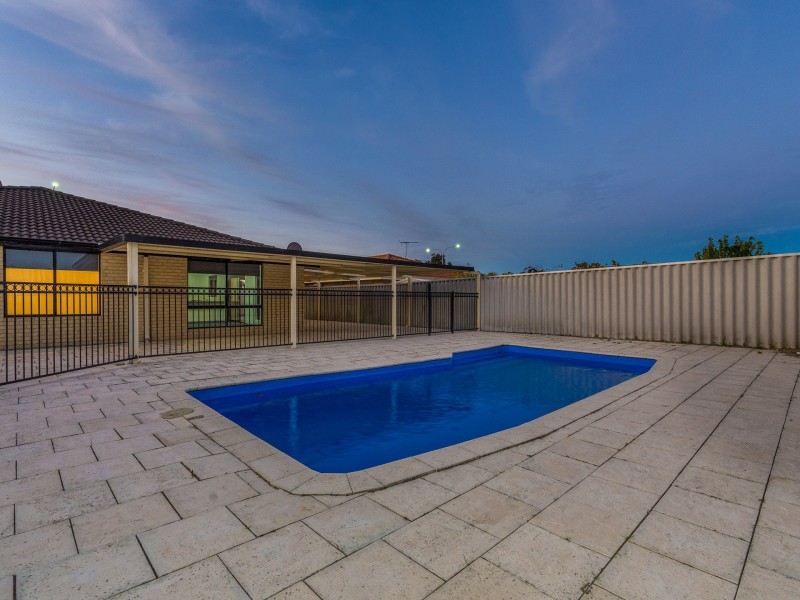 41 Kurrajong Boulevard, Banksia Grove WA 6031