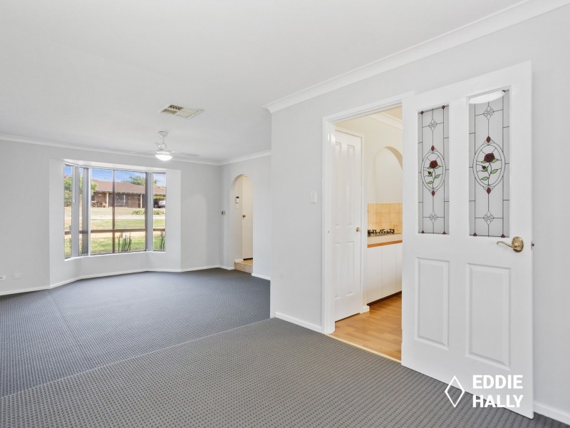 18 Pelican Ramble, Yangebup WA 6164