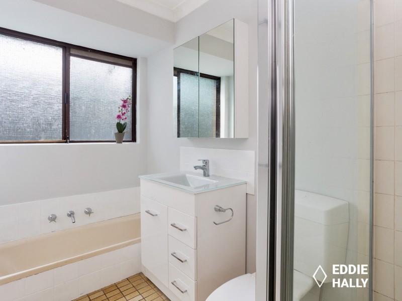 18 Pelican Ramble, Yangebup WA 6164