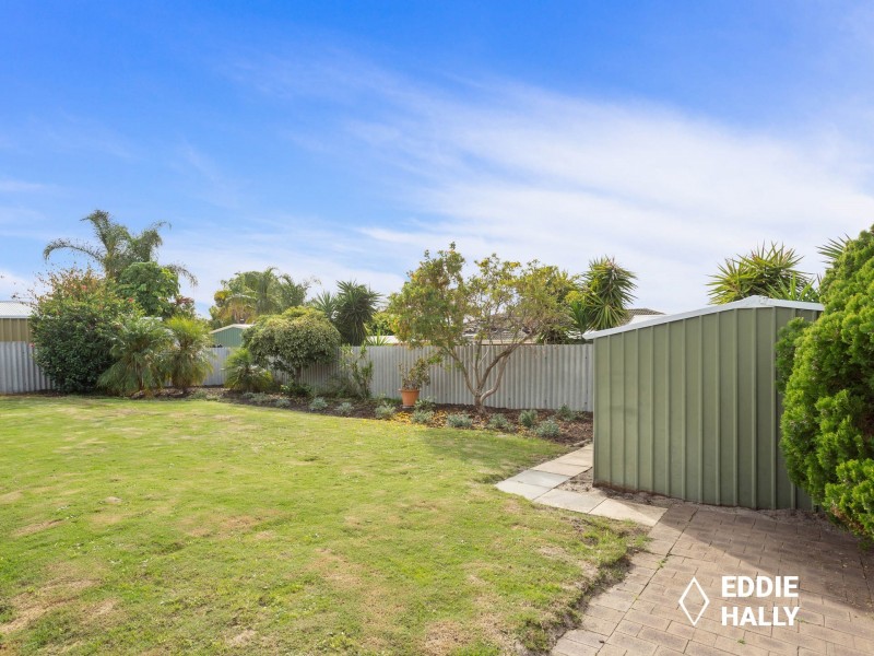 18 Pelican Ramble, Yangebup WA 6164