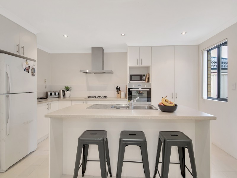 26A Ginsburg Turn, Tapping WA 6065