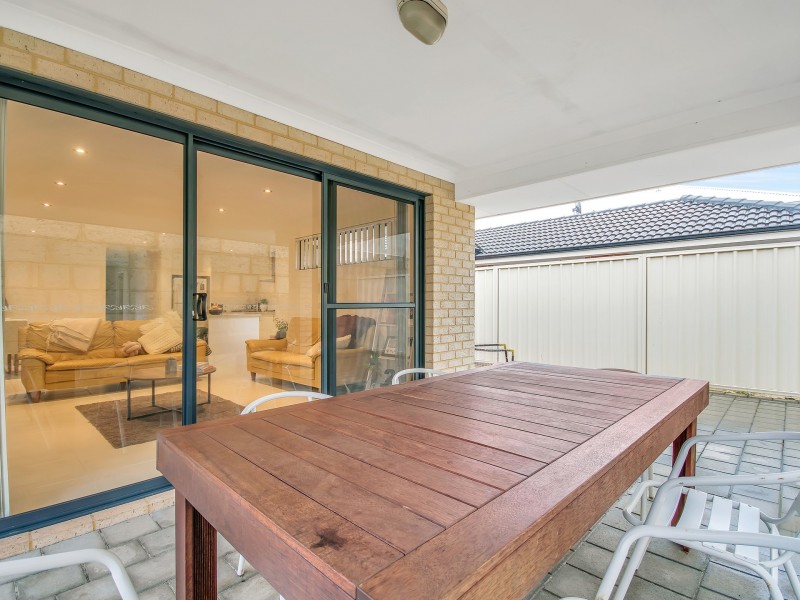 26A Ginsburg Turn, Tapping WA 6065