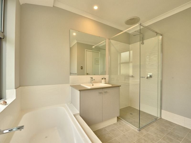 41 Len Howard Drive, Erskine WA 6210