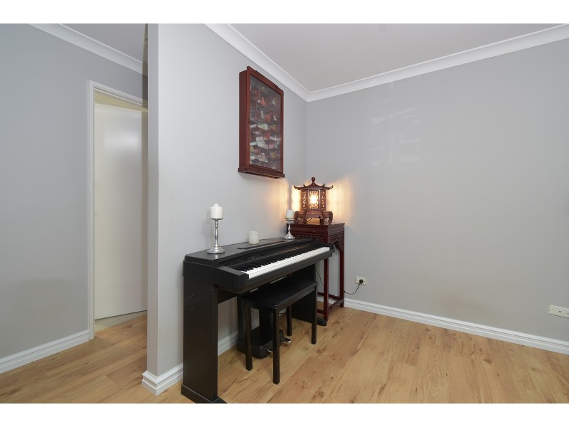 25 Busch Parkway, Pearsall WA 6065